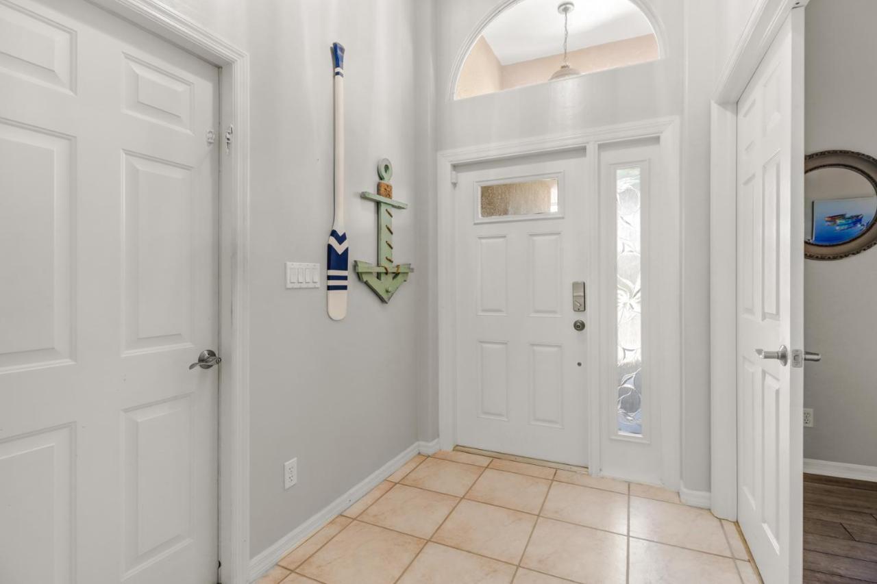 Cozy Beach House - 5 Minutes From Vanderbilt Beach North North Naples Екстериор снимка